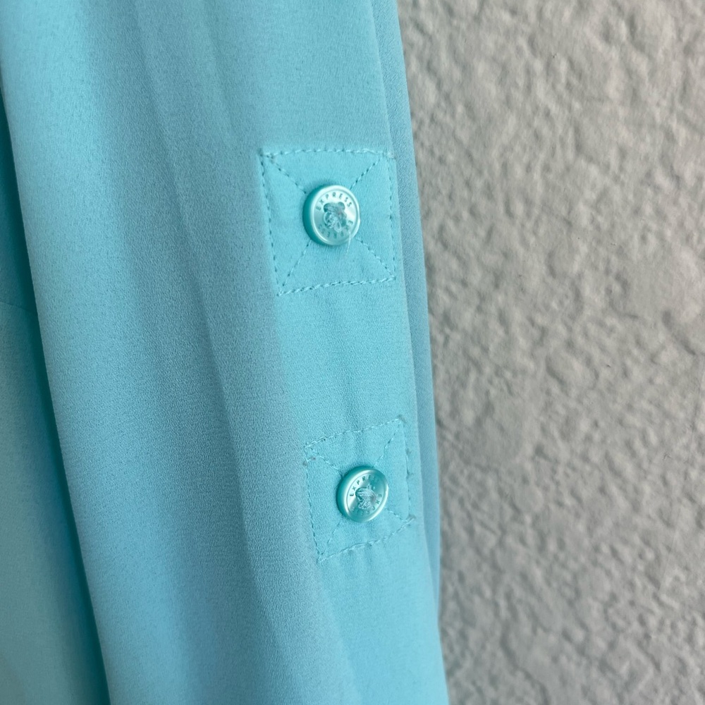 Express Button Up - Picture 4 of 5